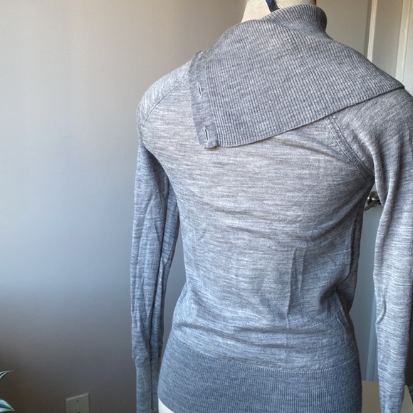 Gap 100% merino wool sweater size small - Picture 5 of 11